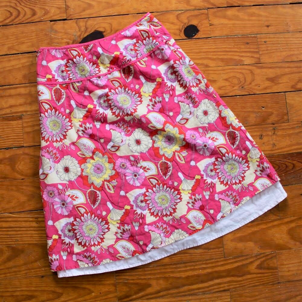 EUC VTG Y2K Floral Paisley H&M Sheath Skirt